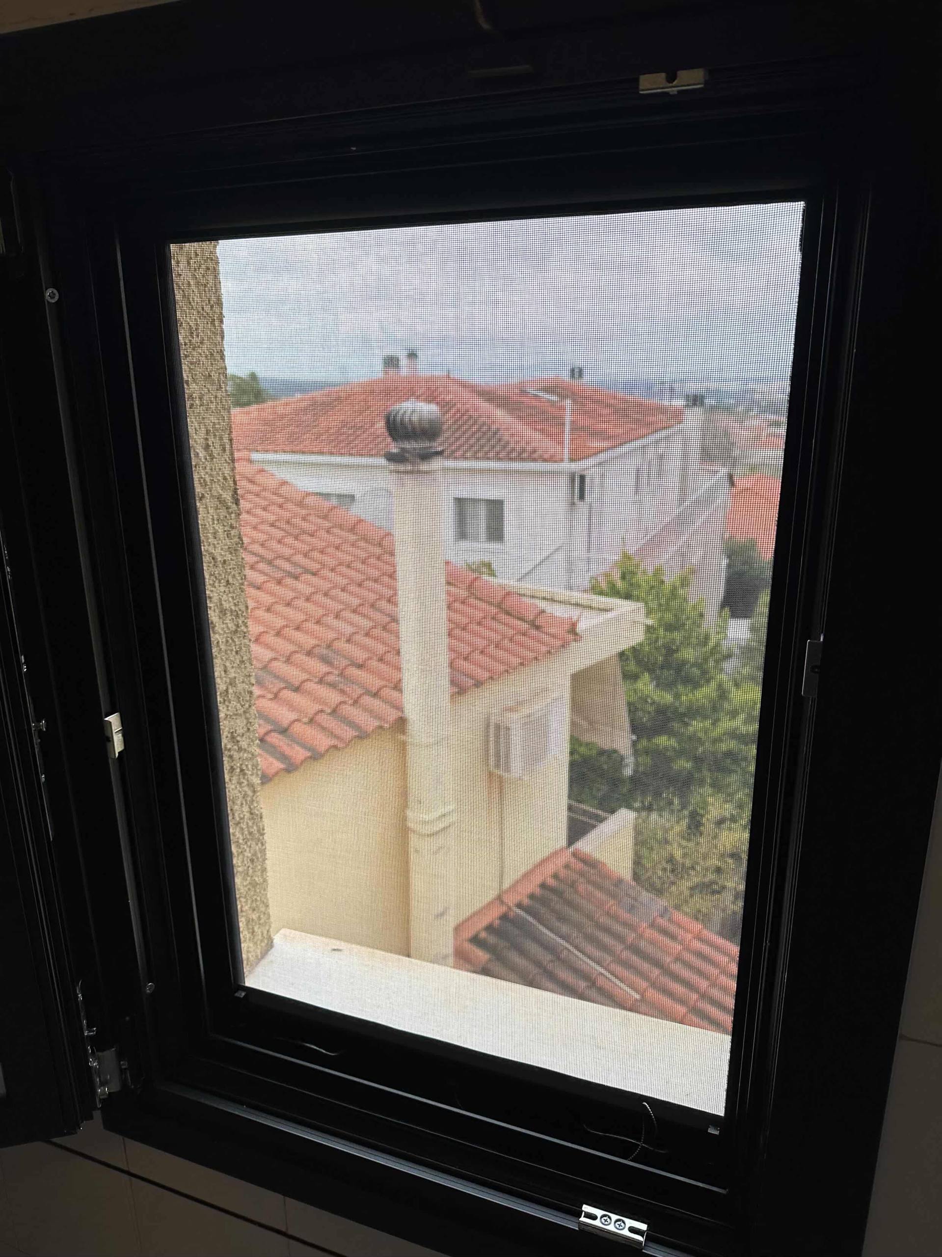 Σίτα σε κούφωμα - Δείγμα έργου 1